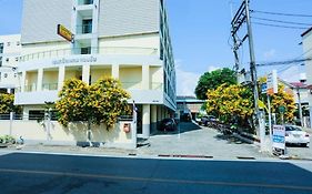 โรงแรมเซ็นทรัล เพลซ